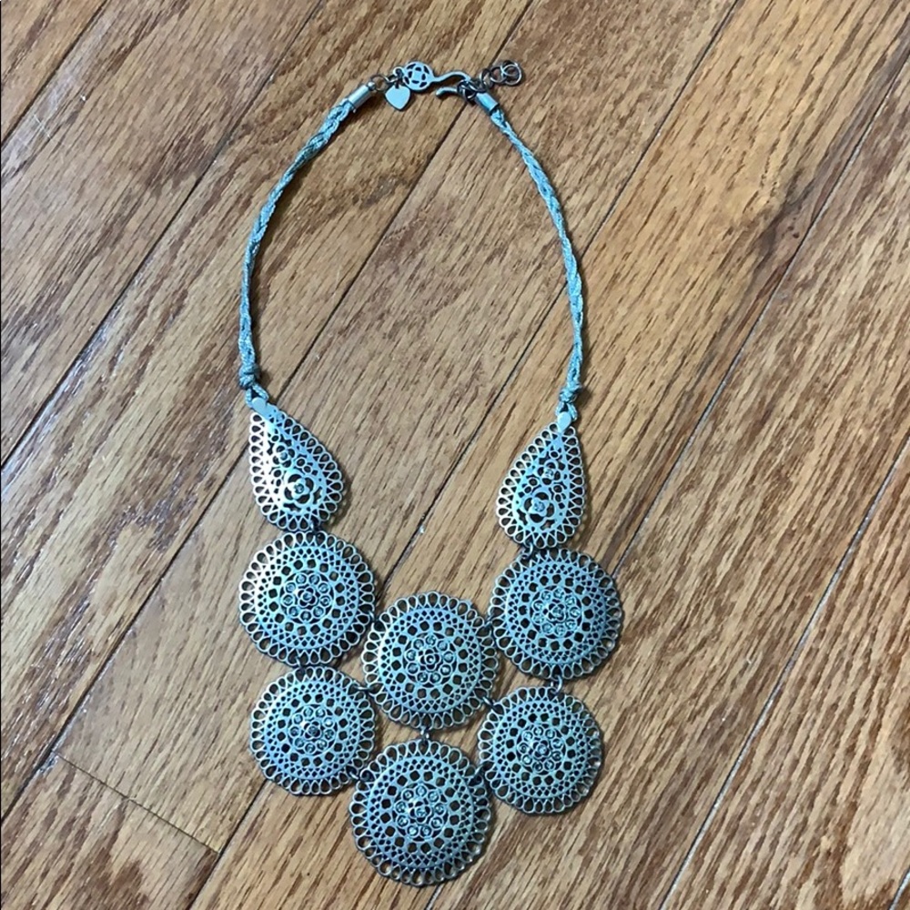 Stella and Dot Medallion necklace